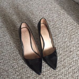 Black Aldo Pumps